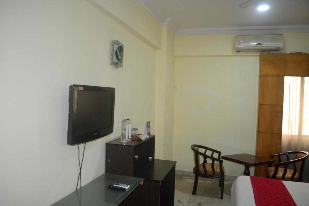 Hotel City Centaur And Convention Center- Vaccinated Staff Bangalore Esterno foto